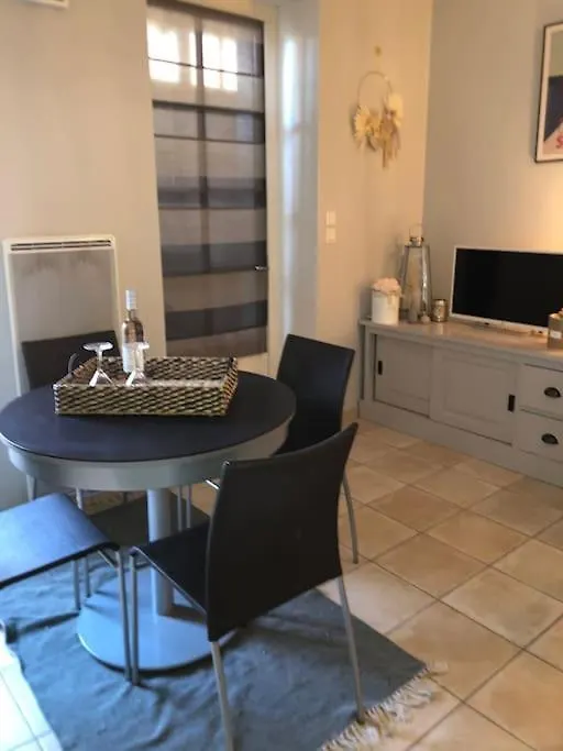 Cocon Familial Avec Jardin Au Coeur De St Servan サン・マロ アパート
